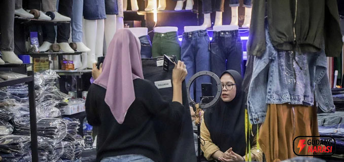 Transformasi Digital di Pasar Tanah Abang Dari Toko Fisik ke Live Streaming