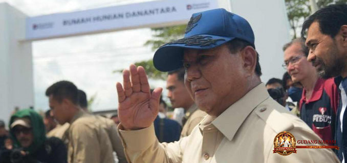 Kapolda Dampingi Presiden Prabowo Tinjau Huntara di Aceh Tamiang
