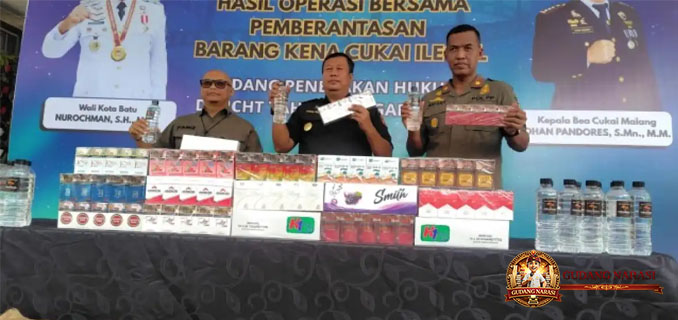 Realisasi Bea Cukai 2025 Tembus Rp 300,3 T, Penindakan Rokok Ilegal Pecah Rekor