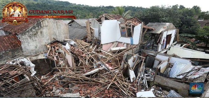 Gempa Darat Sukabumi Merusak Rumah Di Cianjur